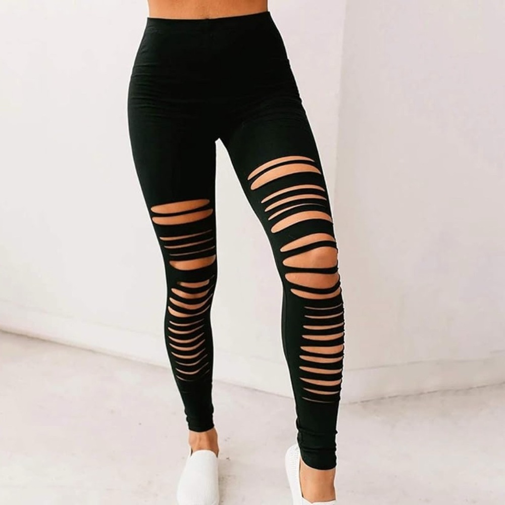 White Birch Distressed Leggings in Black